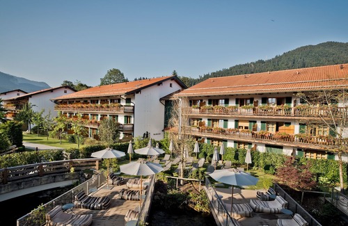 Reitrain Hotel | Spa & Resort Bachmair Weissach, LUXURY FAMILY RESORT