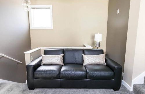 Belltown Apartment | Space Needle Downtown Modern Top Story Penthouse