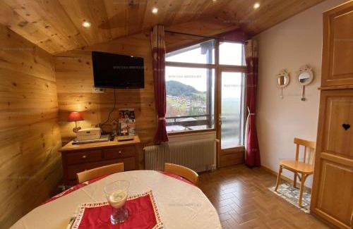 Le Chinaillon Apartment | Spacieux 2 pièces au Chinaillon pour 5 personnes, balcons - FR-1-458-211