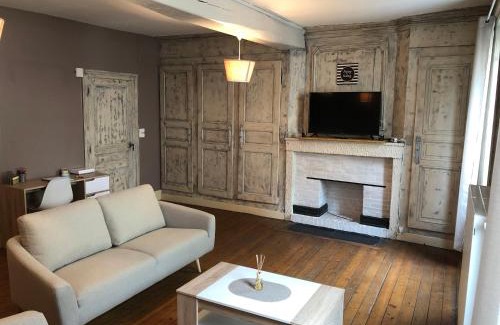 Lagnieu Apartment | Spacieux appartement 2/6 pers 110m² proche CNPE