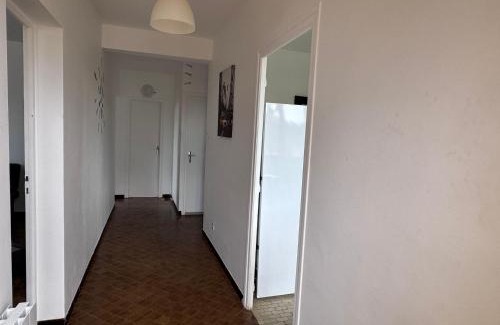 Jonage Apartment | Spacieux appartement dans Villa