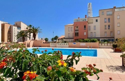 Cap d'Agde Apartment | Spacieux T3 avec piscine et parking près du port - FR-1-607-10