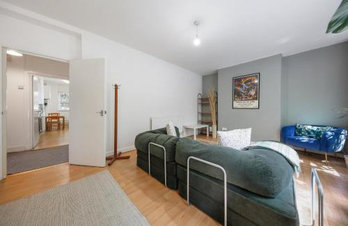 Holloway Apartment | Spacious 1-bed apt in Islington
