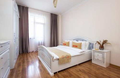 Kentron Apartment | Spacious 1 bedroom apartment KEYGO #0176 sophistication and privacy near Tsitsernakaberd Park