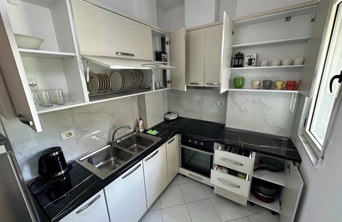 Shkembi i Kavajes Apartment | Spacious 2-bedroom apartment 1-living room with WiFi, 500m near Beach in Durrës