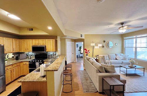 North Las Vegas Condo | Spacious 2bd/2ba Condo With Pool and Fitness Center