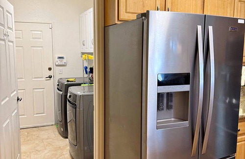 North Las Vegas Condo | Spacious 2bd/2ba Condo With Pool and Fitness Center