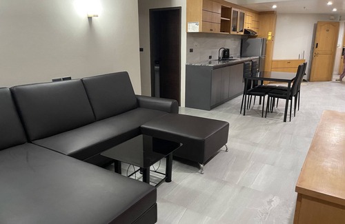 Chatuchak Condo | Spacious 2BD Downtown Bangkok | 1min BTS , Shopping Mall, Chatuchak Market 4289