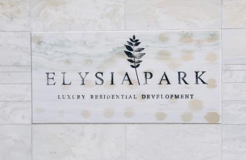 Universal Apartment | Spacious 2BR Elysia Park Apartment, Pool, Gym, Large Balcony, Center