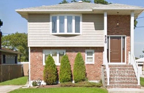 Alden Manor Apartment | Spacious 3 bed unit in the heart of Elmont. Fully renovated with new furniture.