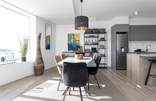 Hliðar Apartment | Spacious 3BR apartment with 2 bathrooms 1003