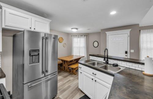Owasso House | Spacious 3BR Home with KING Bed in Prime Location