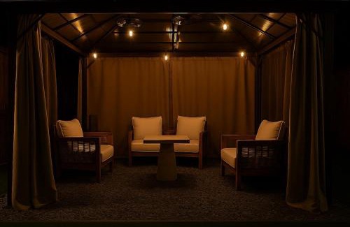 OST - South Union House | Spacious 3BR Retreat Pergola and Fire Pit