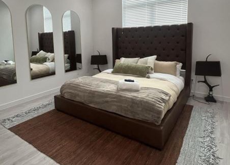 OST - South Union House | Spacious 3BR Retreat Pergola and Fire Pit