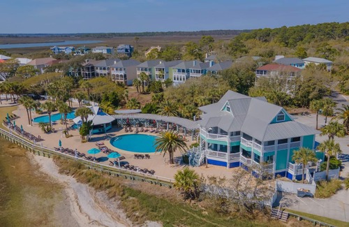 Saint Helena Island House | Spacious 4 Bed, 3 Bath Home in Prime Location w/Breathtaking Marsh Views