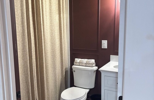 Concord House | Spacious 4-bedroom house with WiFi, AC in charming Concord