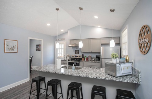 La Vergne House | Spacious 4 BR/3 BA with Game Room