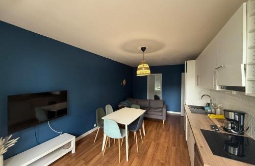 Herouville-Saint-Clair Apartment | Spacious 4 bedroom family home 5 min from Caen