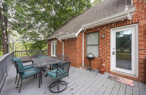 Stevensville House | Spacious 4BR Getaway w Games Pier Firepit