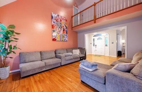 Stevensville House | Spacious 4BR Getaway w Games Pier Firepit