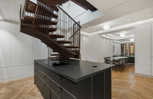 Haverstock House | Spacious 5 bdrm townhouse in Camden