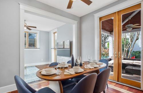Homewood House | Spacious 5 BR house - 5 Min Walk to N-MC Stadium