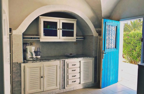 Midoun House | Spacious 5-suite villa with pool in Mezraya