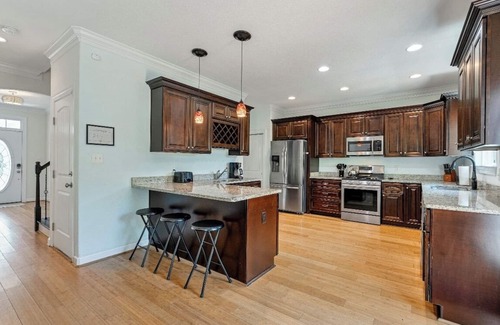 Willoughby Spit House | Spacious 5BR Walk to Beach Great for Families