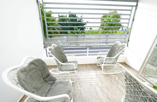 Prado Oriental Villa | Spacious 7-bedroom villa in charming Santo Domingo Este with AC, WiFi