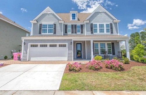 Murraysville House | Spacious 7-bedroom house with WiFi, fitness room in brilliant Wilmington