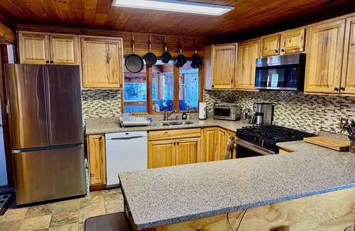 Forestport House | Spacious Adirondack House in Otter Lake