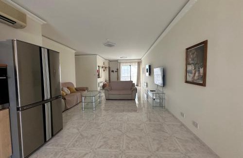 Qawra Apartment | Spacious airy penthouse near Bugibba square