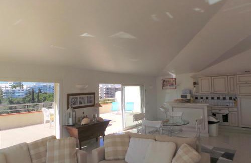 Antibes Apartment | Spacious and bright flat Downtown and Beaches - Swimming Pool