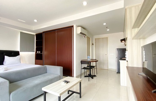 Cikarang Apartment | Spacious And Comfy Studio Room Azalea Suites Apartment