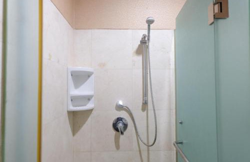 Hegarmanah Apartment | Spacious and Modern 2BR at Apartment Dago Butik By Travelio