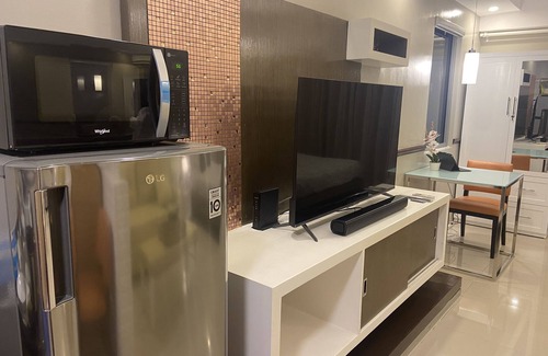 Bago Bantay Condo | Spacious and Newly Renovated Corner Suite at Grass Residences in Quezon City