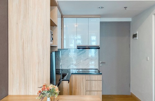 Cikarang Apartment | Spacious and Restful 1BR at Vasanta Innopark Apartment