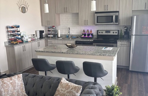 Lawrenceville Apartment | Spacious apartment with a baseball field view also pool view