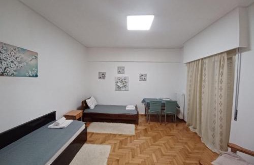 Psirri Apartment | Spacious Apartment 2 minutes from Omonoia Metro