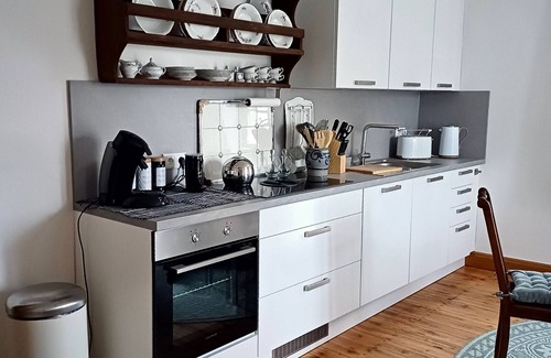 Zeil Apartment | Spacious apartment in a listed building in the old town of Zeil am Main