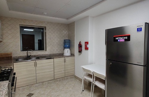 Al Khan Apartment | Spacious Apartment with AC, WiFi in Sharjah and direct access to Dubai