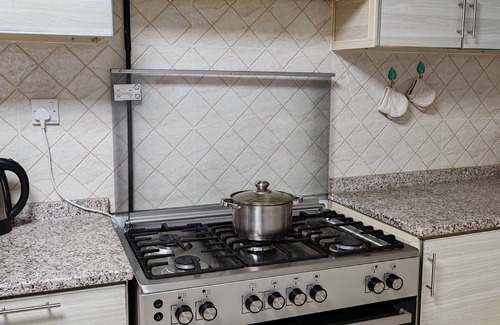 Al Khan Apartment | Spacious Apartment with AC, WiFi in Sharjah and direct access to Dubai