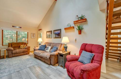 Bartlett Apartment | Spacious Bartlett Condo with Balconies and Pool!