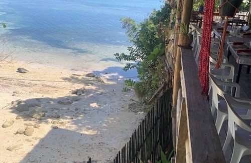 Macrohon House | Spacious Beachfront House With Rooftop Deck in Macrohon, Philippines