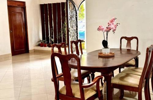 Managua House | Spacious beautiful home near Everything!