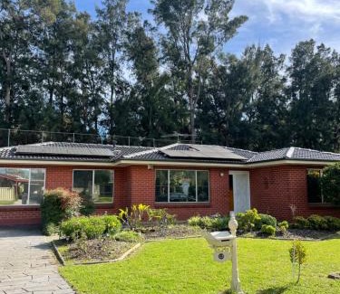 Campbelltown House | Spacious Beautiful Room