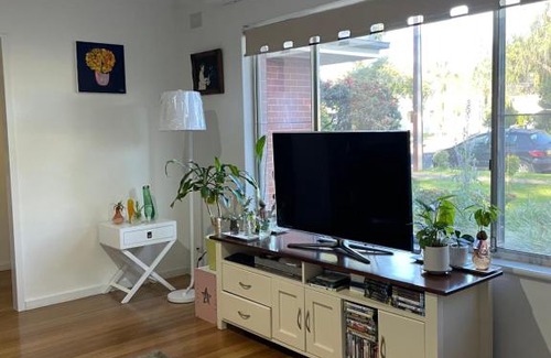 Campbelltown House | Spacious Beautiful Room