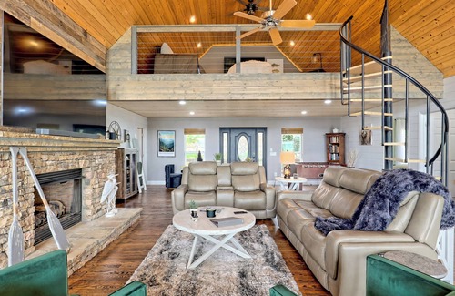 Cullowhee Cabin | Spacious Cabin, Hot tub, View, Games, Bunk