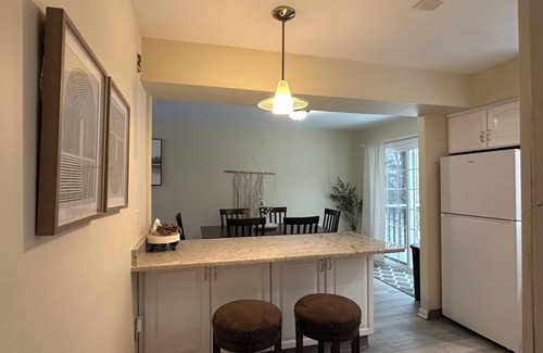 King of Prussia House | Spacious & Comfy 5/2 Home - Pet Friendly