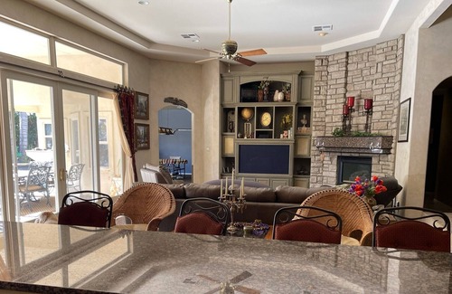 Rosedale House | Spacious Custom 4 BR King Beds with Swimming Pool, Outdoor Kitchen and Fire Pits